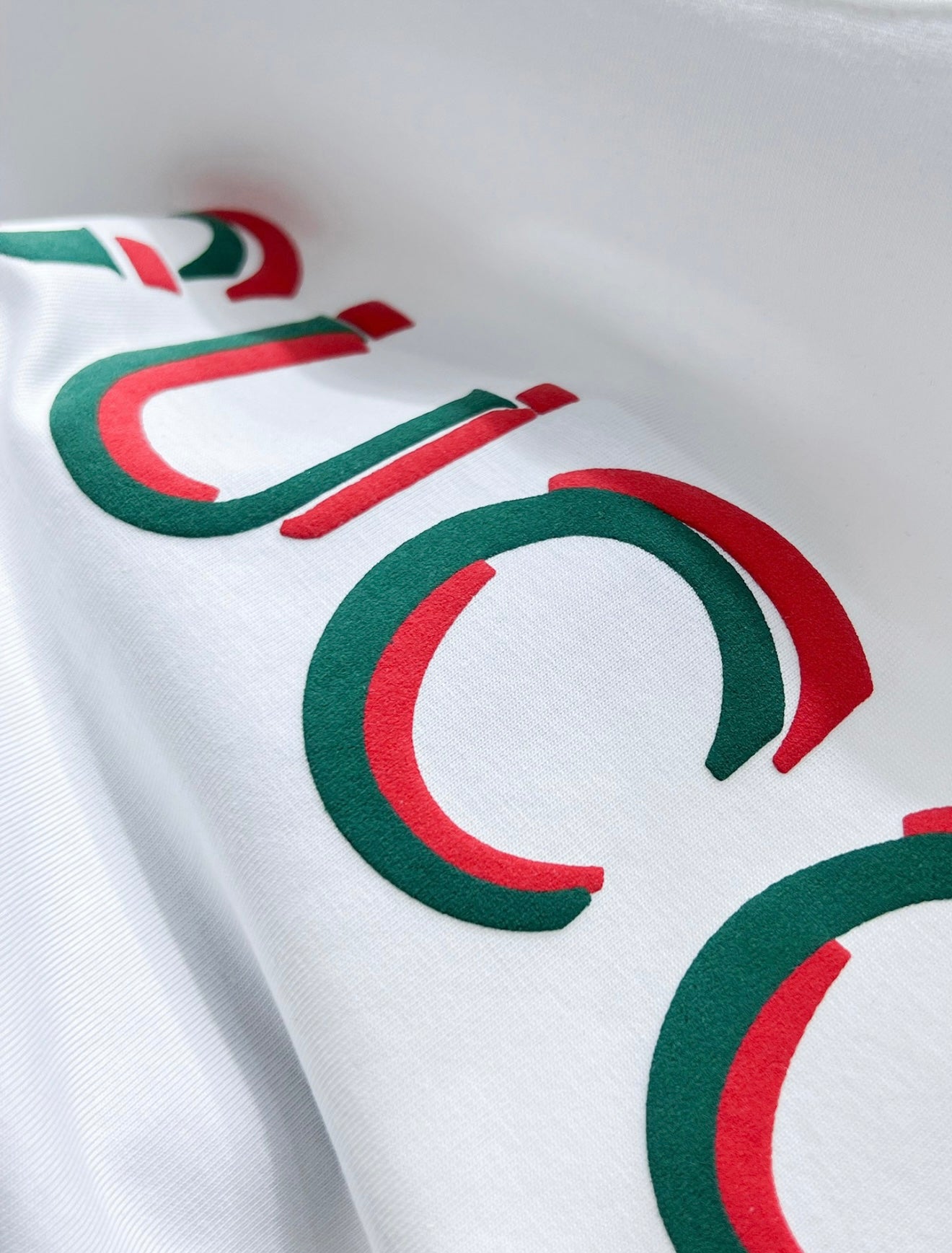 Authentic Gucci Black-White T-Shirt with 3D Logo Design